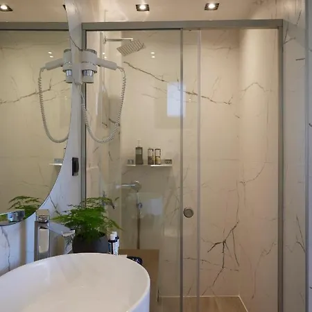 Omnia - Luxury Bound On Earth