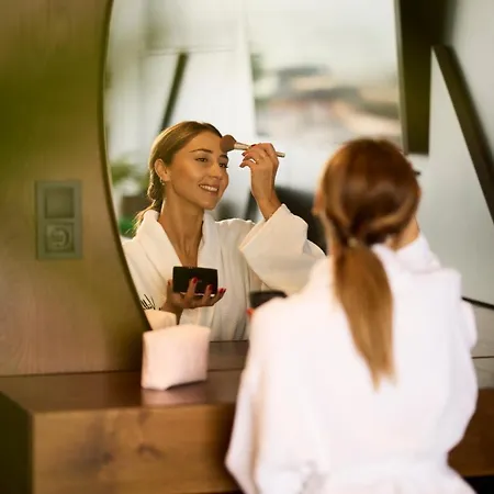 Omnia - Luxury Bound On Earth * Nea Moudania