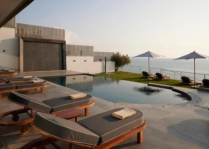 Omnia - Luxury Bound On Earth Villa *