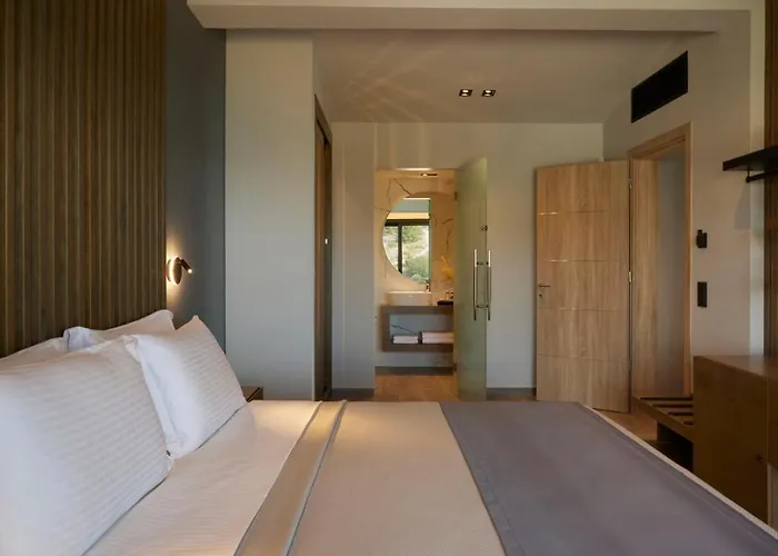 Villa Omnia - Luxury Bound On Earth *