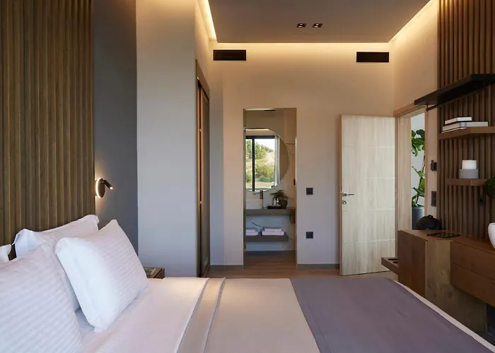 Omnia - Luxury Bound On Earth Villa