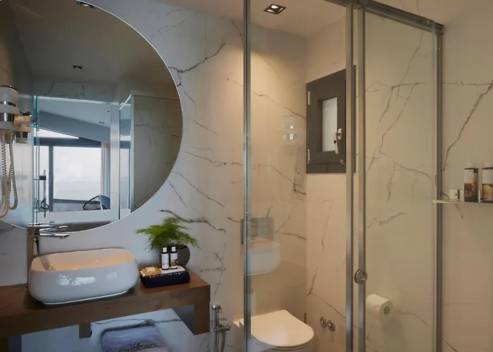 Omnia - Luxury Bound On Earth Villa *