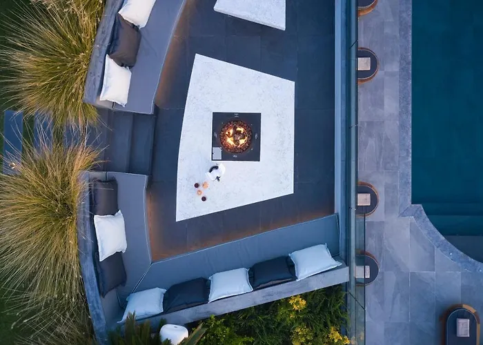 Omnia - Luxury Bound On Earth