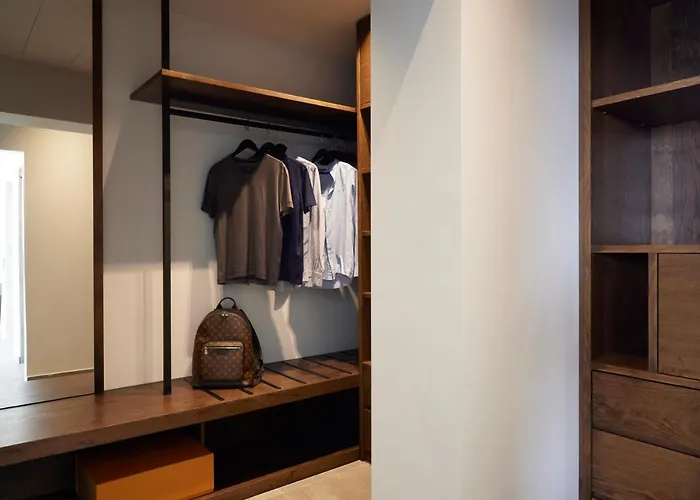 Omnia - Luxury Bound On Earth