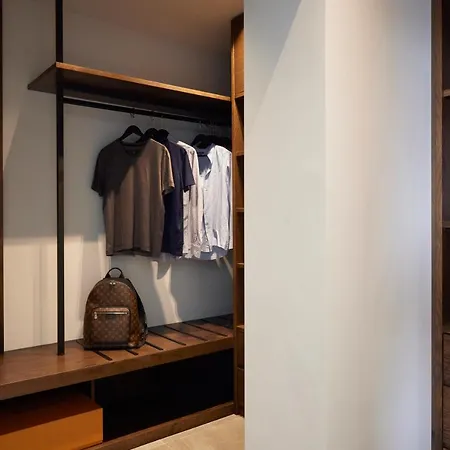 Omnia - Luxury Bound On Earth