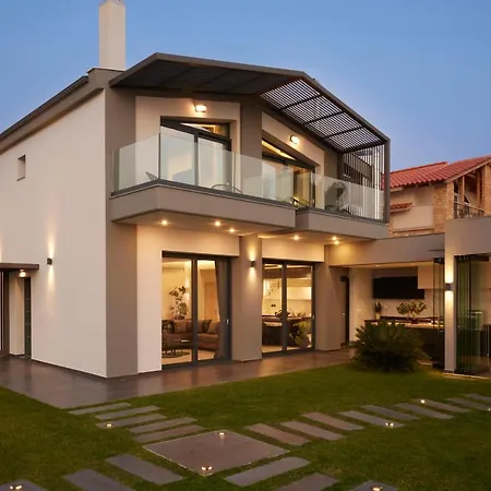 Villa Omnia - Luxury Bound On Earth *