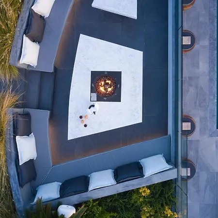 Omnia - Luxury Bound On Earth