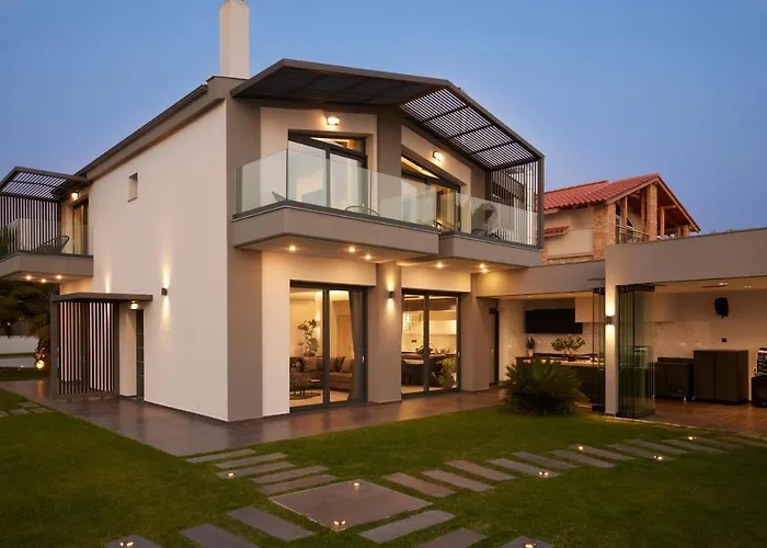 Villa Omnia - Luxury Bound On Earth *